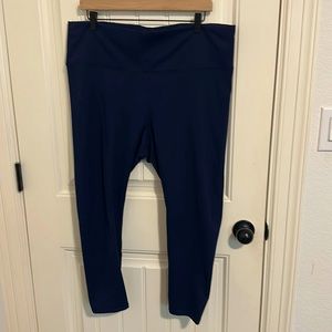 Fabletics Powerhold 2X Leggings with secret pocket in back